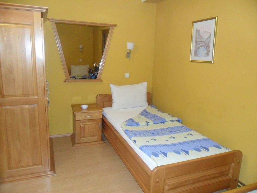 B&B Boem Pozsarevác Szoba fotó